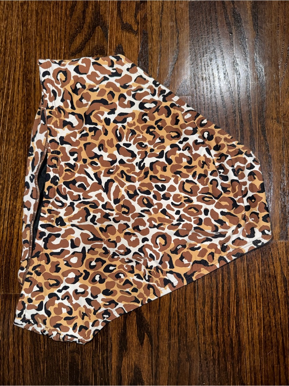 Lilly Pulitzer 3pc bikini set in the pattern "Chocolate Onyx My Favorite Spot” - Picture 4 of 9